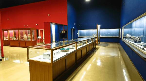 KAM能美市九谷焼美術館｜五彩館｜