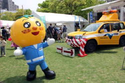高松春のまつり 「フラワーフェスティバル」＆「交通安全フェア2015」