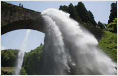 「通潤橋」 森山 泰誉