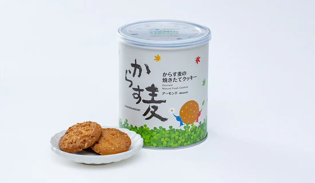 バッケンモーツアルト「からす麦の焼きたてクッキー缶(ステッカー付ピクミンテラスパッケージ)」